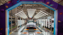 奇瑞QQ全新车型无界Pro首台商品车正式下线！打造越级智慧战力